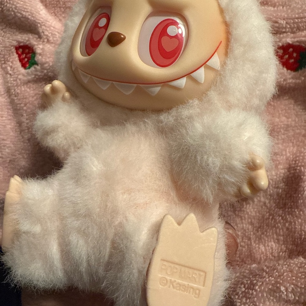 Adorable Labubu - Picture 3 of 3